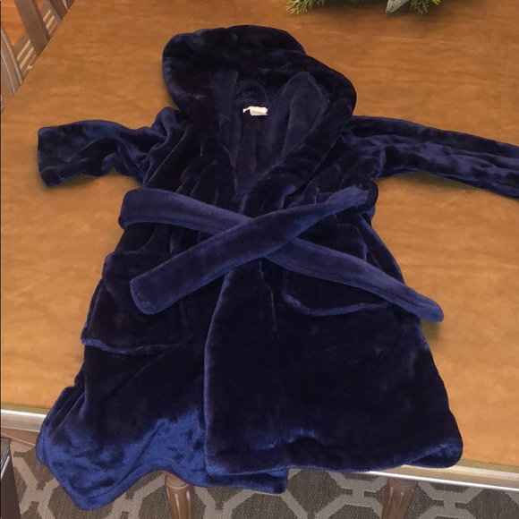 Pottery Barn Kids Other - Pottery Barn Kids Robe size 4-6 like new Pottery Barn Kids Other - Pottery Barn Kids Robe size 4-6 like new